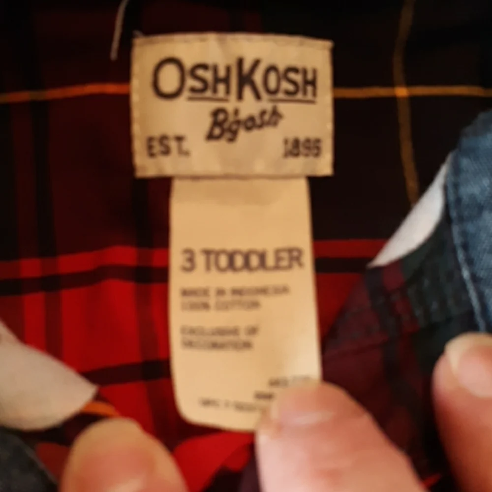 Oshkosh 'B Gosh red plaid 3t shirt